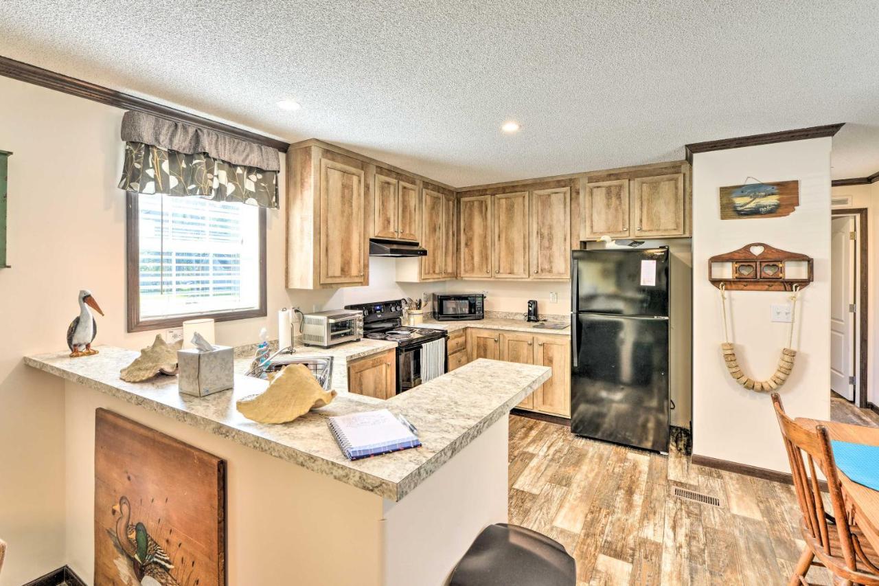 Pelican Place Coastal Cottage Walk To Back Sound Harkers Island Bagian luar foto